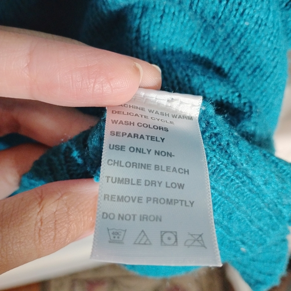 Plus Size Veranesi Teal Women's Sweater - Picture 7 of 11